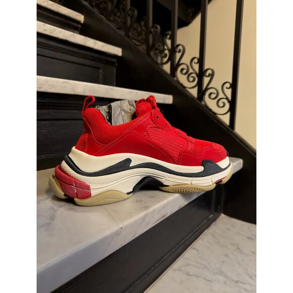 Balenciaga BNWT triple S main image 7